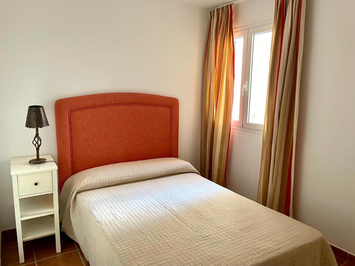 Apartment De 3 A 60 M De La Playa En La Isleta, Cabo De Gata La Isleta del Moro