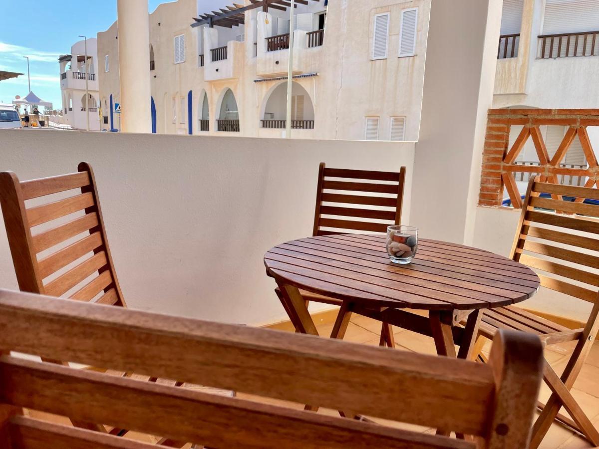 De 3 A 60 M De La Playa En La Isleta, Cabo De Gata Appartement